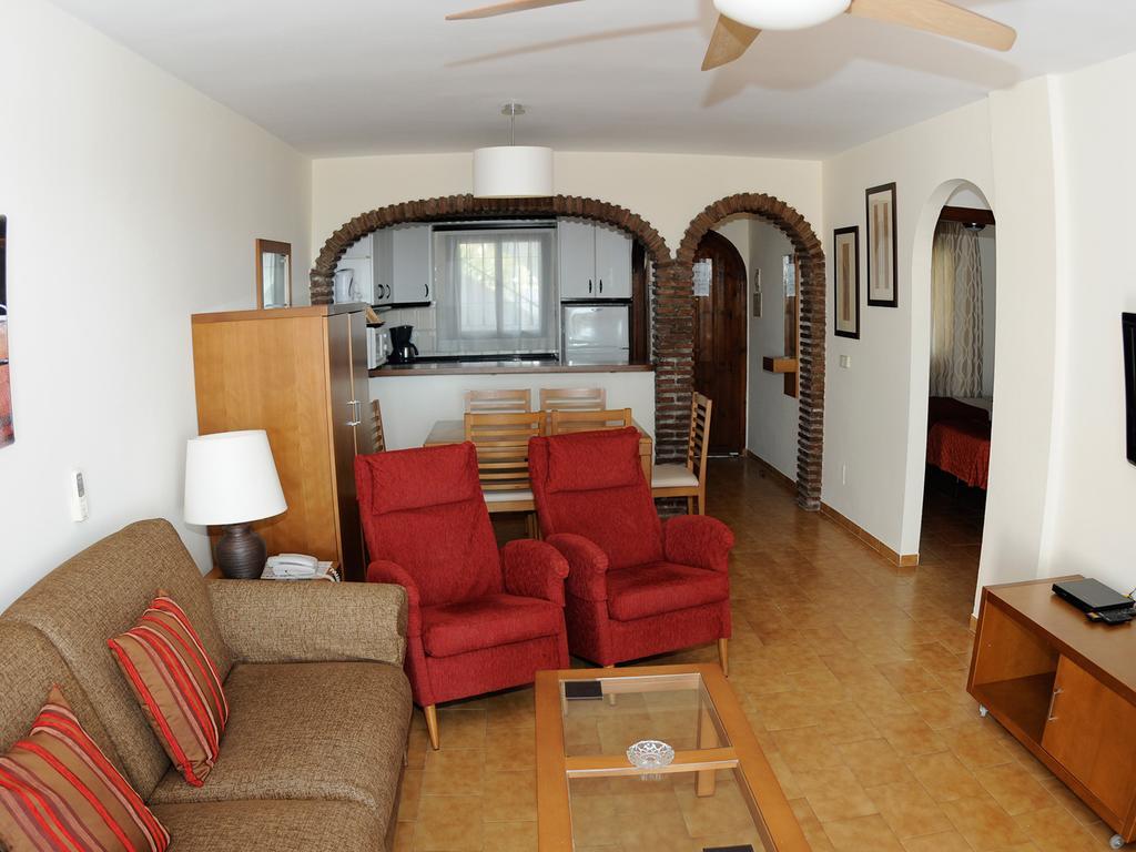 Riviera Del Mar Apartment Sitio de Calahonda Oda fotoğraf